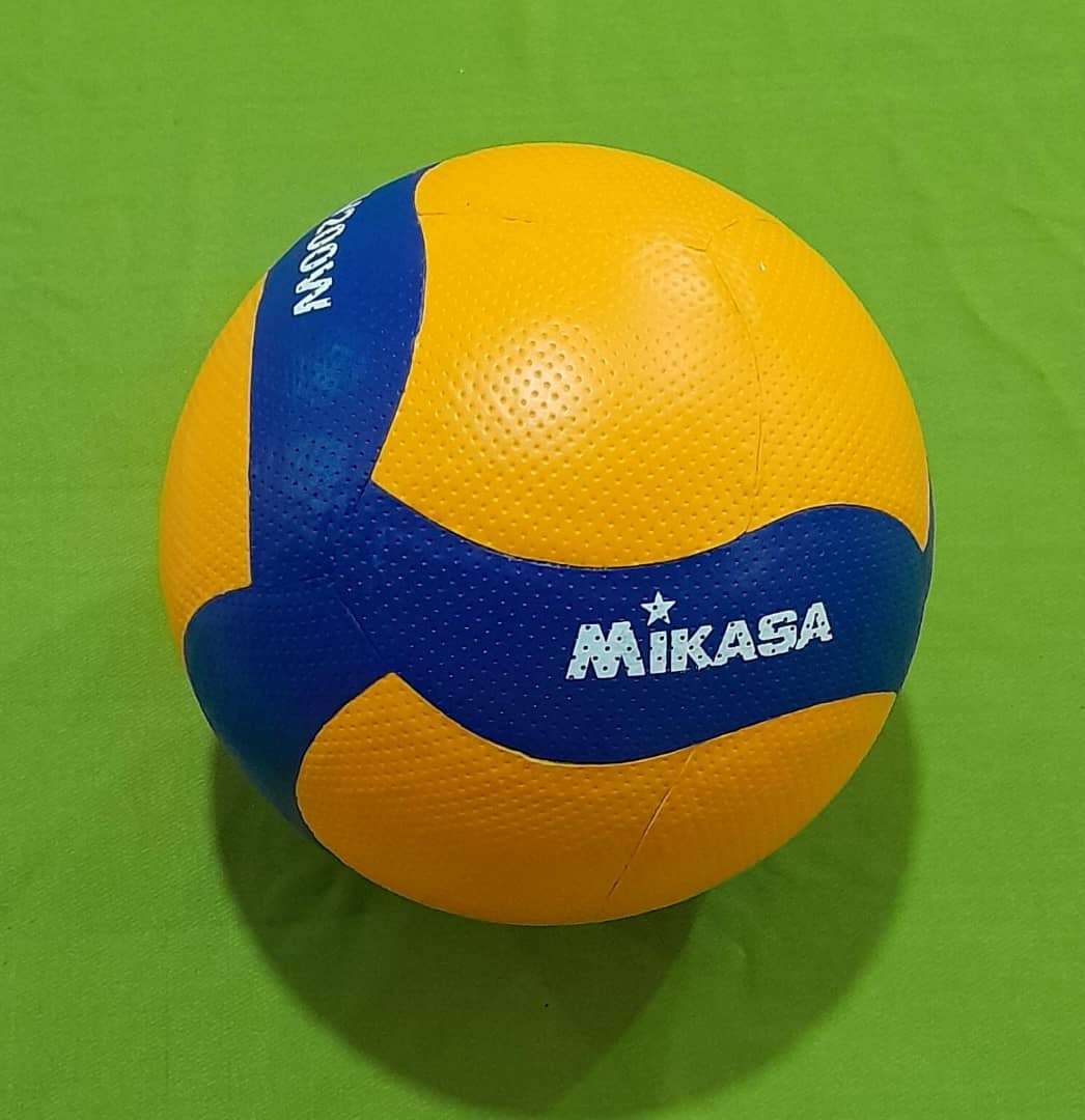 توپ والیبال v200w